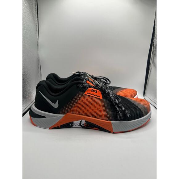 Nike Metcon 10 ‘Black Safety Orange’ size 10.5 mens main image 6